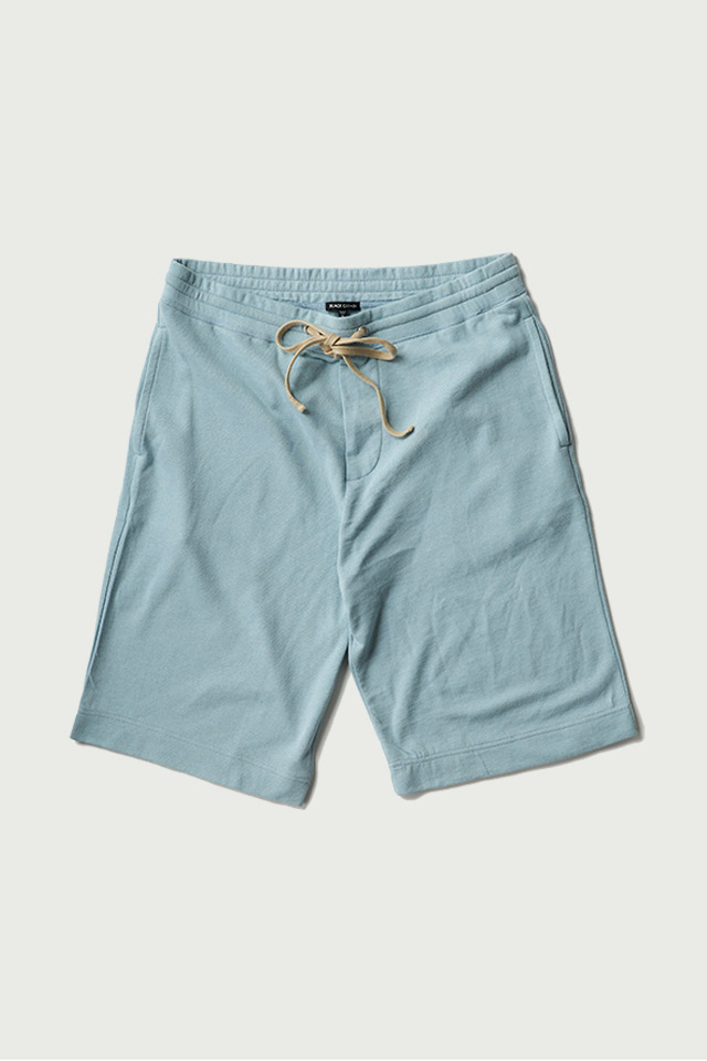 Short pants
